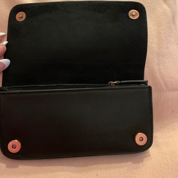 Calvin Klein wallet - Picture 4 of 7